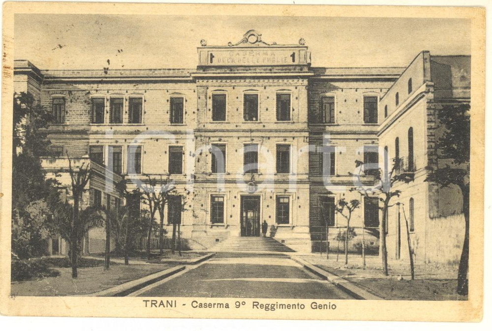 Cartolina originale da collezione 1938 TRANI Caserma 9° Reggimento Genio Cartolina postale FP VG 1