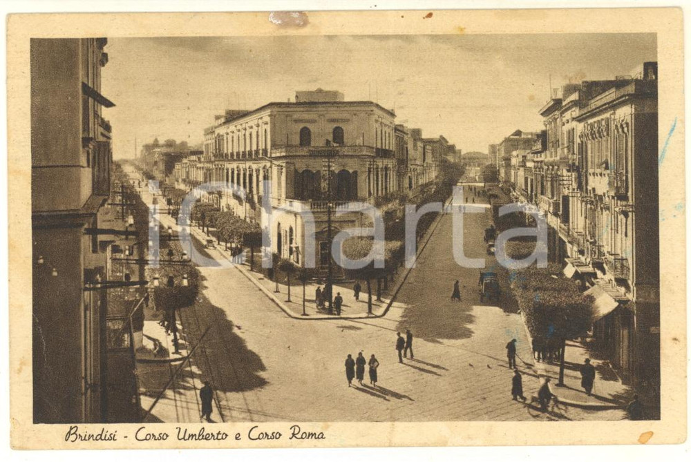 Cartolina originale da collezione 1940 BRINDISI Corso Umberto e corso Roma Cartolina postale ANIMATA FP VG 1