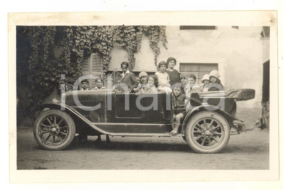 Fotografia d epoca originale 1925 STRESA VB Automobile con pilota e famiglia Fotografia VINTAGE 11x6 1