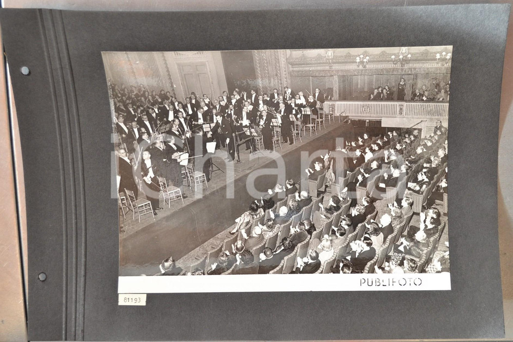 Fotografia d epoca originale 1950 LONDON ROYAL OPERA HOUSE  TEATRO SCALA Applausi all orchestra Foto 1