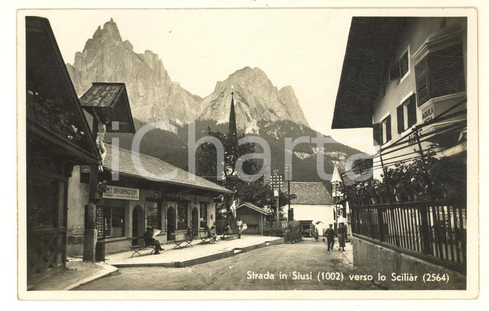 Cartolina originale da collezione 1938 SIUSI ALLO SCILIAR BZ Strada con l ufficio informazioni Cartolina FP VG 1