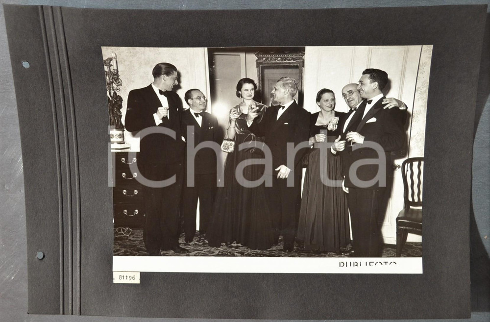 Fotografia d epoca originale 1950 LONDON Tournée SCALA Antonio GHIRINGHELLI e Franco CAPUANA a un cocktail 1