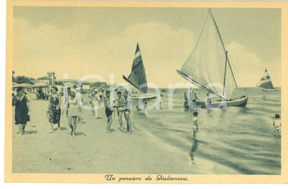 Cartolina originale da collezione 1936 GIULIANOVA TE Veduta della spiaggia affollata Cartolina postale FP VG 1