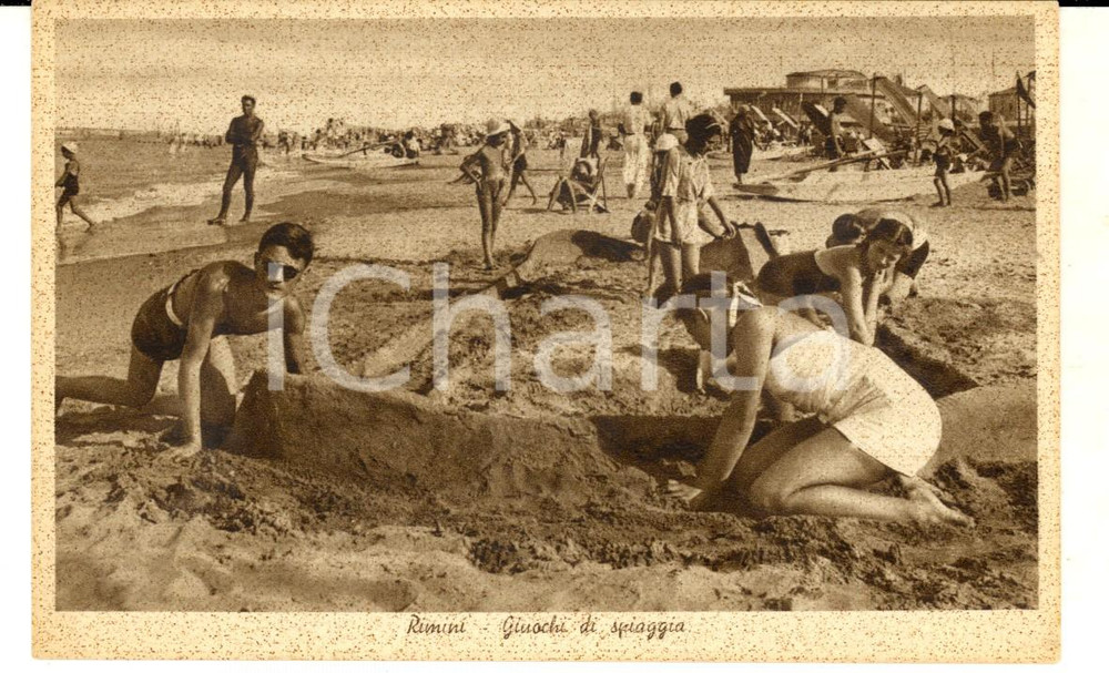 Cartolina originale da collezione 1930 ca RIMINI Giochi di ragazzi in spiaggia Cartolina postale FP NV 1