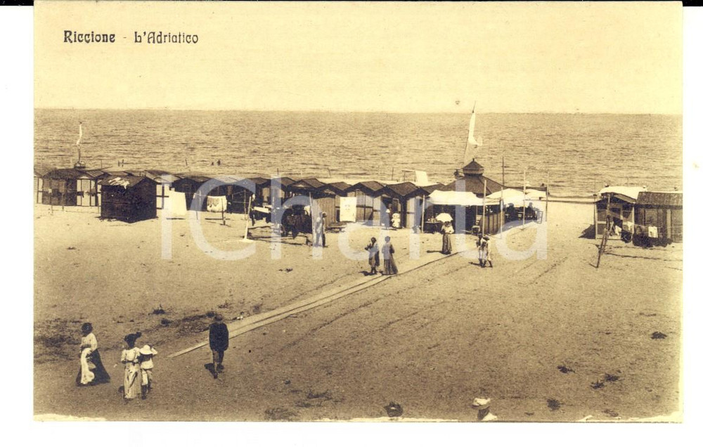 Cartolina originale da collezione 1915 ca RICCIONE RN Spiaggia con le cabine sull Adriatico Cartolina VINTAGE 1