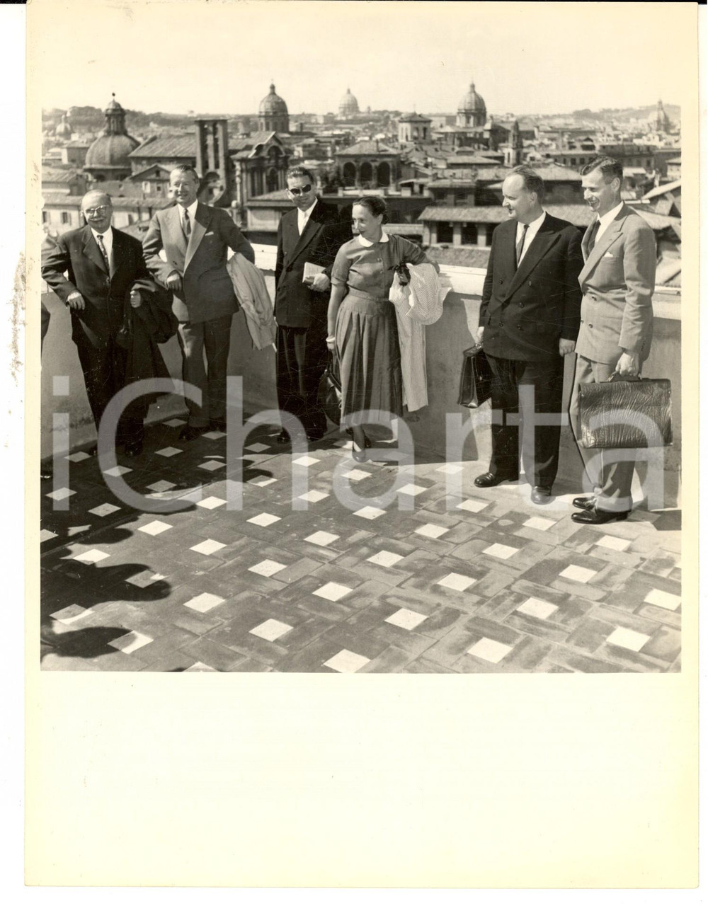 Fotografia d epoca originale 1960 ca ROMA CAMPIDOGLIO Membri commissione UNESCO in terrazza Foto 18x24 1