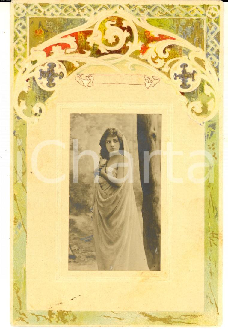 Cartolina originale da collezione 1901 ART NOUVEAU Young woman with veil Embossed postcard with photo 1