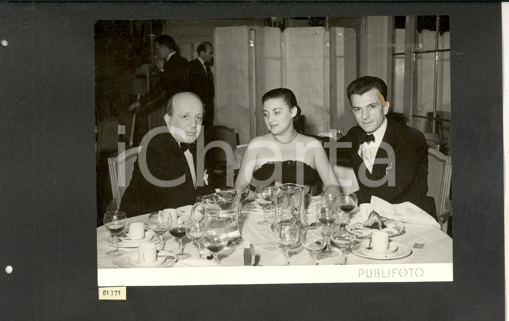 Fotografia d epoca originale 1950 LONDON TournÃ©e TEATRO SCALA Guido CANTELLI a cena dopo il FALSTAFF Foto 1