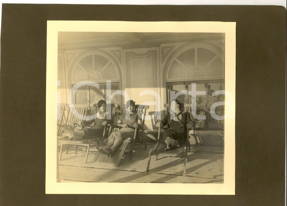1950 ca AREA LIGURE (?) Ritratto di tre donne al sole *Foto VINTAGE 30x21 cm