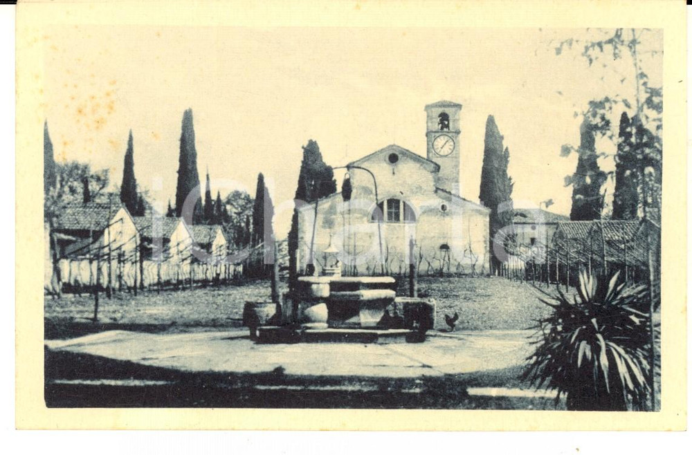 Cartolina originale da collezione 1930 ca ROCCA DI GARDA Veduta del cortile dell Eremo Cartolina postale FP NV 1