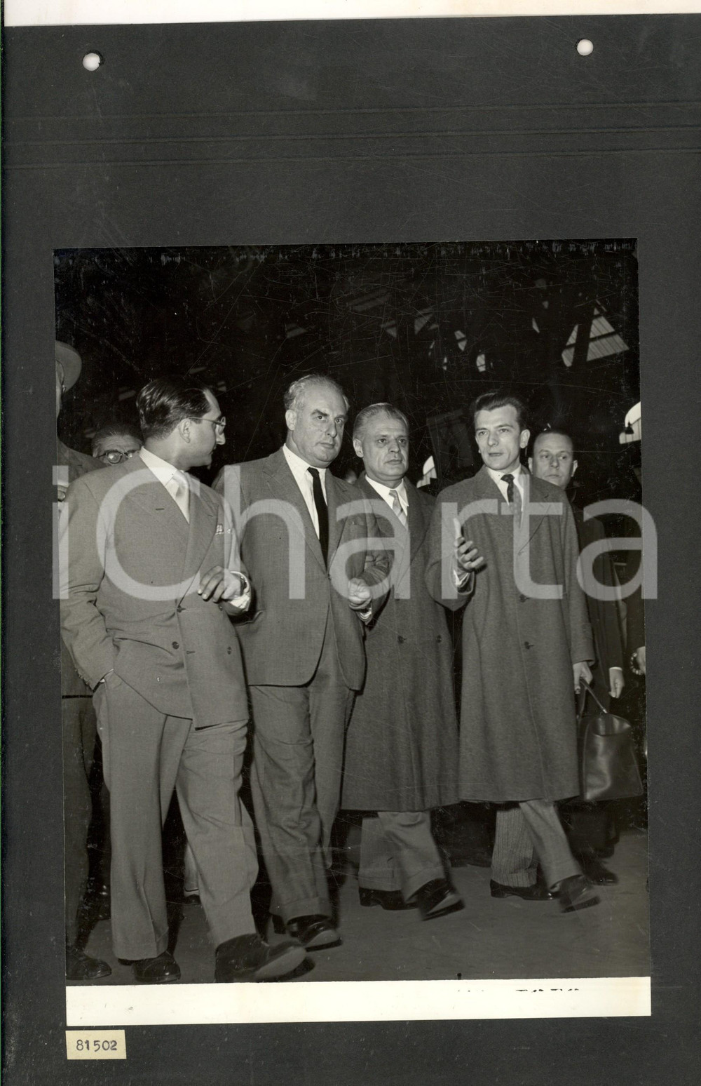 Fotografia d epoca originale 1950 TOURNEE TEATRO ALLA SCALA Accoglienza sindaco GREPPI al rientro Foto 25x35 1