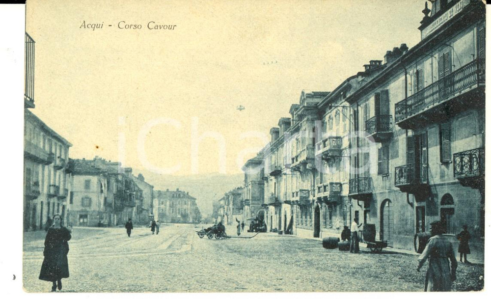 Cartolina originale da collezione 1910 ca ACQUI TERME Corso CAVOUR Cartolina ANIMATA FP NV 1