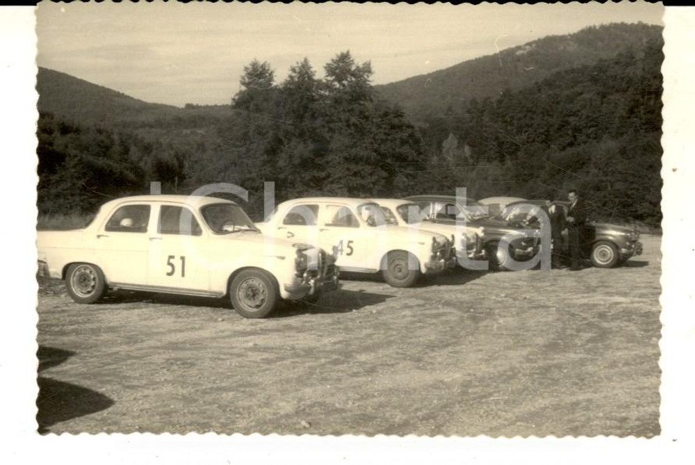 Fotografia d epoca originale 1950 ca TRENTINO Automobili pronte una gara Foto VINTAGE 10x6 cm 1