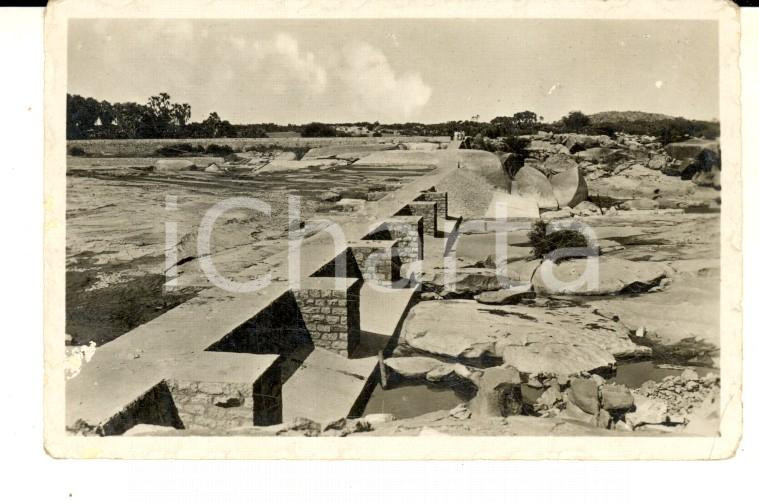 Fotografia d epoca originale 1940 ca AOI ERITREA Opere in muratura in un cantiere italiano Fotografia 9x6 cm 1