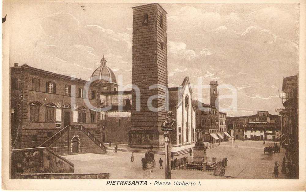 Cartolina originale da collezione 1922 PIETRASANTA LU Piazza Umberto I Cartolina ILLUSTRATA FP VG 1