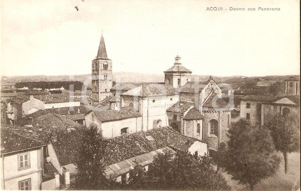 Cartolina originale da collezione 1935 ca ACQUI TERME AL Panorama con Duomo Cartolina FP NV 1