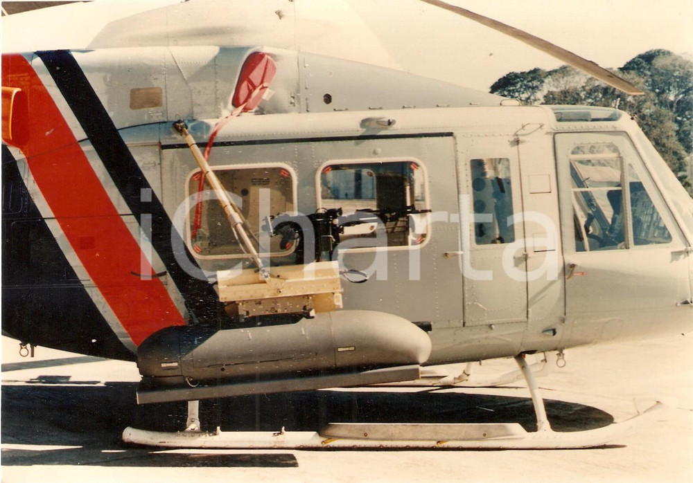Fotografia d epoca originale 1985 ca ARMEE BELGE Elicottero BELL 412 monta HMP MRL70 + AFSA 7,62mm Foto 17x12 1
