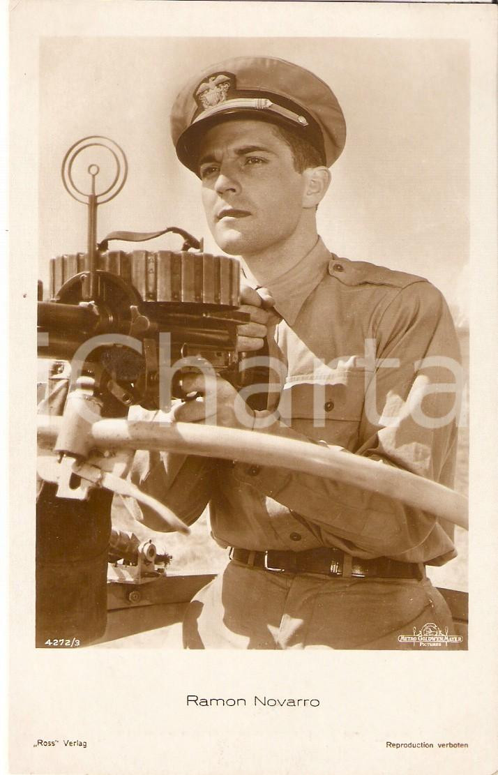 Cartolina originale da collezione 1925 ca CINEMA Ramon NOVARRO prende la mira con mitragliatore Cartolina FP NV 1