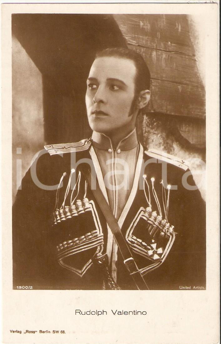 Cartolina originale da collezione 1925 ca CINEMA Rudolph VALENTINO indossa costume tradizionale Cartolina FP NV 1