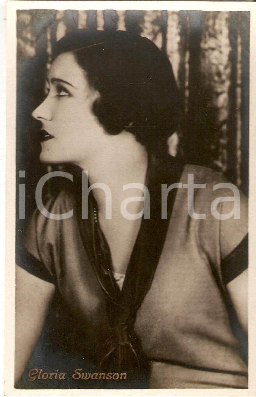 Cartolina originale da collezione 1925 ca CINEMA Attrice Gloria SWANSON Ritratto Cartolina FP NV 1