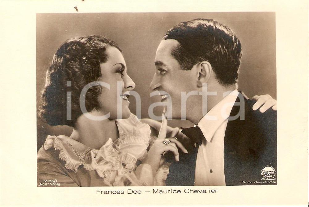 Cartolina originale da collezione 1925 ca CINEMA Tenerezze tra Frances DEE e Maurice CHEVALIER Cartolina FP NV 1