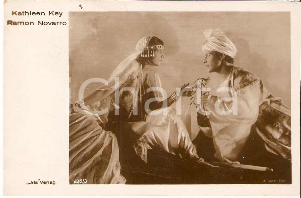 Cartolina originale da collezione 1925 ca CINEMA Ramon NOVARRO dona una fiore a Kathleen KEY Cartolina FP NV 1