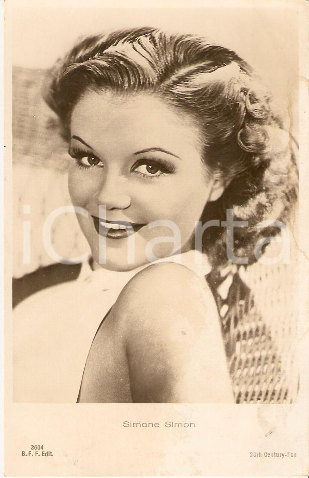 Cartolina originale da collezione 1935 ca CINEMA Attrice Simone SIMON Ritratto Cartolina FP NV 1