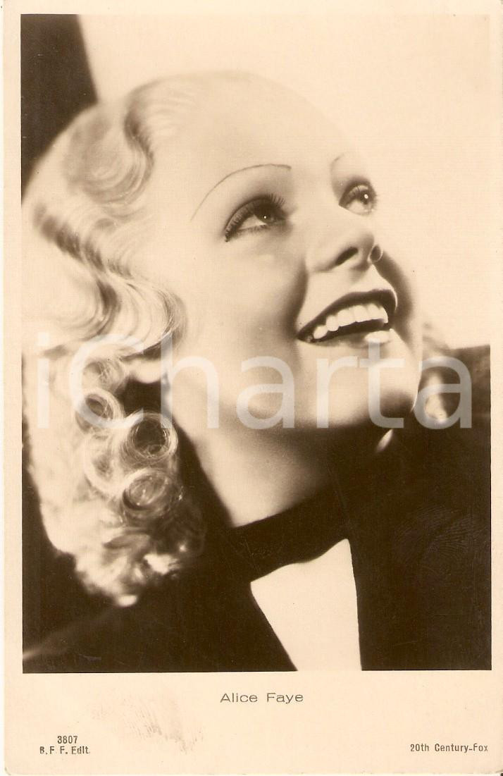 Cartolina originale da collezione 1935 ca CINEMA Attrice Alice FAYE ritratto sorridente Cartolina FP NV 1