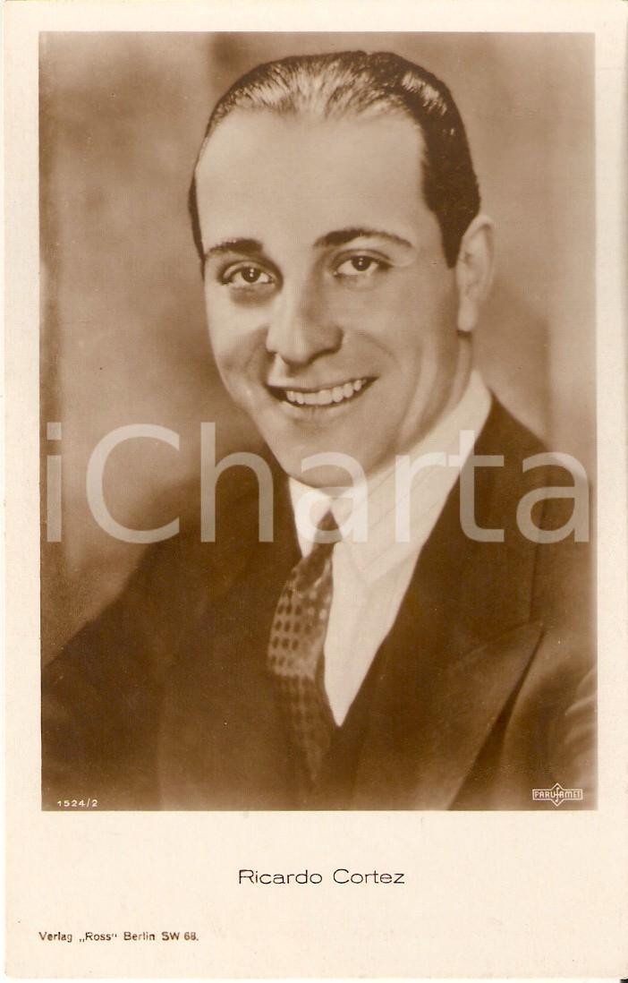 Cartolina originale da collezione 1930 ca CINEMA Attore Ricardo CORTEZ Ritratto con cravatta Cartolina FP NV 1