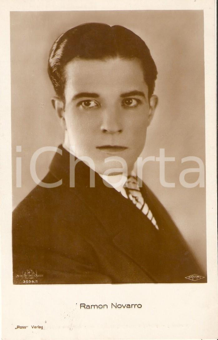 Cartolina originale da collezione 1930 ca CINEMA Attore Ramon NOVARRO Ritratto con cravatta Cartolina FP NV 1
