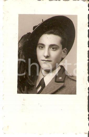 Fotografia d epoca originale 1935 ca 7° Reggimento Bersaglieri Mario ANGIOLINI Ritratto del calciatore 4x6cm 1