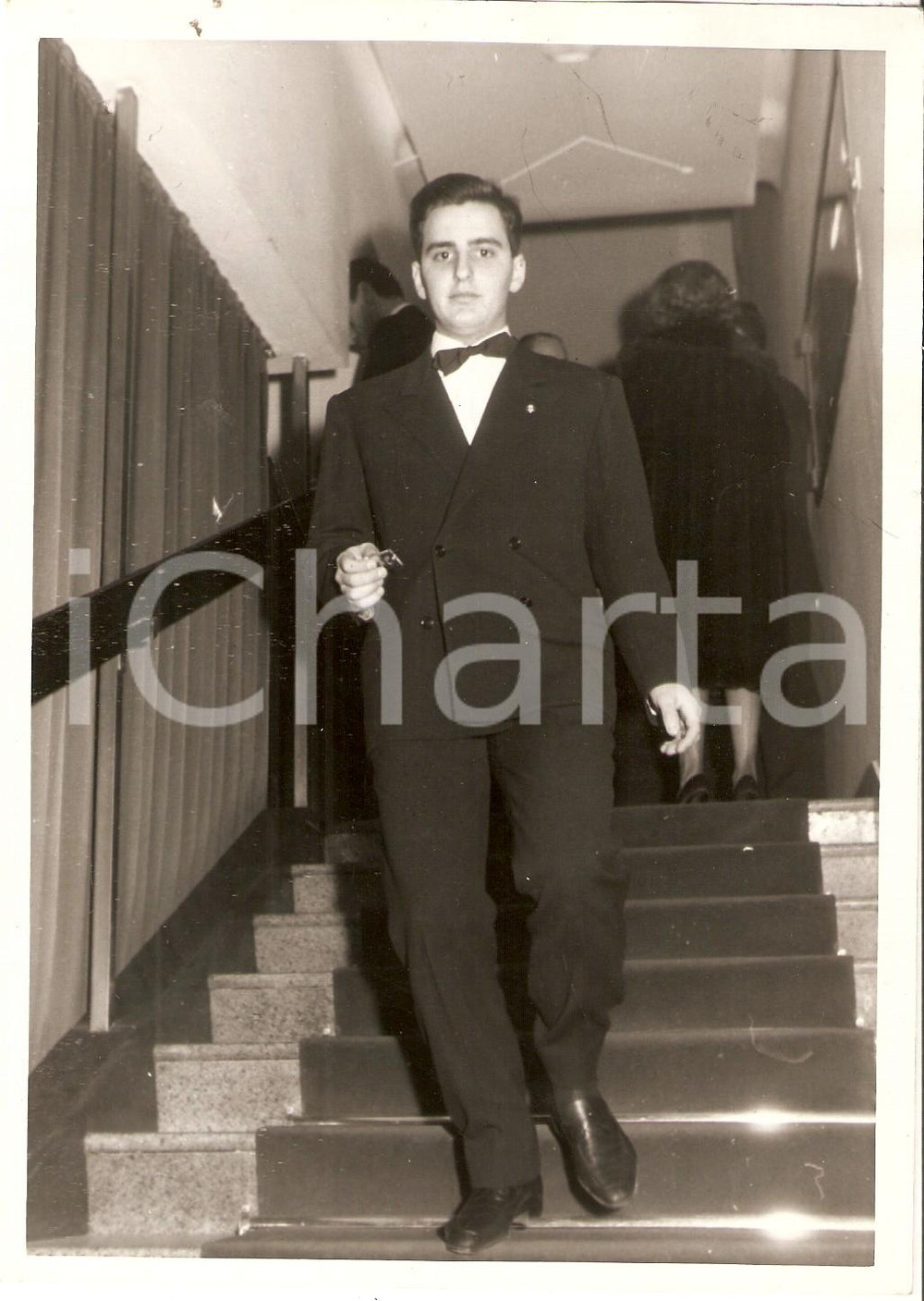 Fotografia d epoca originale 1970 ca JOLLY CLUB Roberto ANGIOLINI prima della cerimonia di premiazione Foto 1