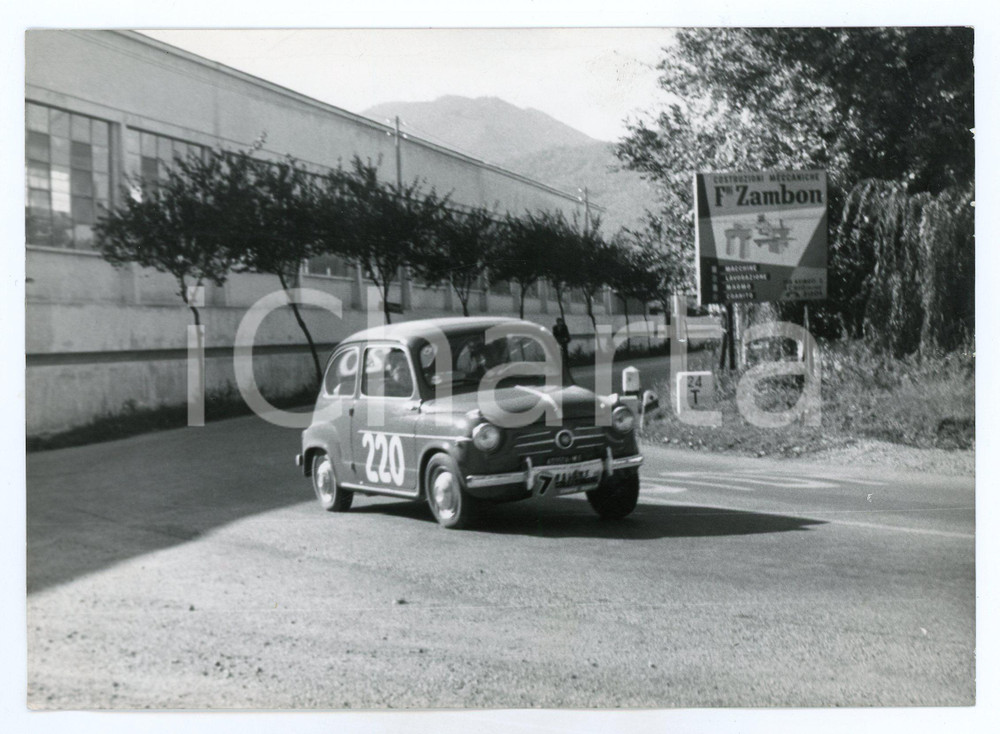 Fotografia d epoca originale 1960 ca 7° Rally COLLI EUGANEI Fiat 600 Multipla  Costruzioni Meccaniche ZAMBON 1
