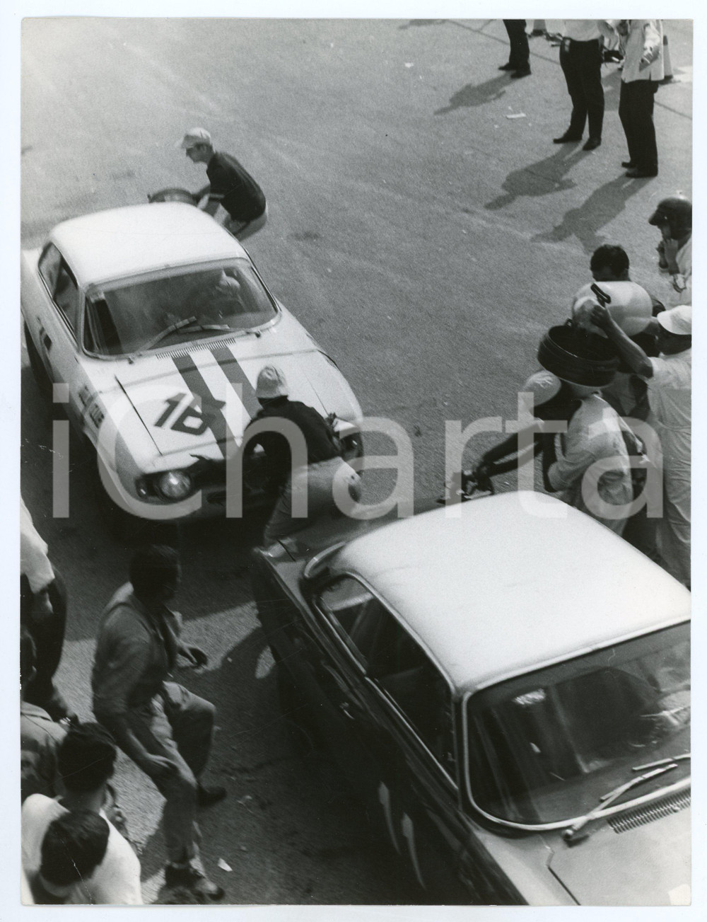 Fotografia d epoca originale 1965 ca RALLY Alfa Romeo Giulia sprint GT 1600  Frenesia ai box Foto JOLLY CLUB 1