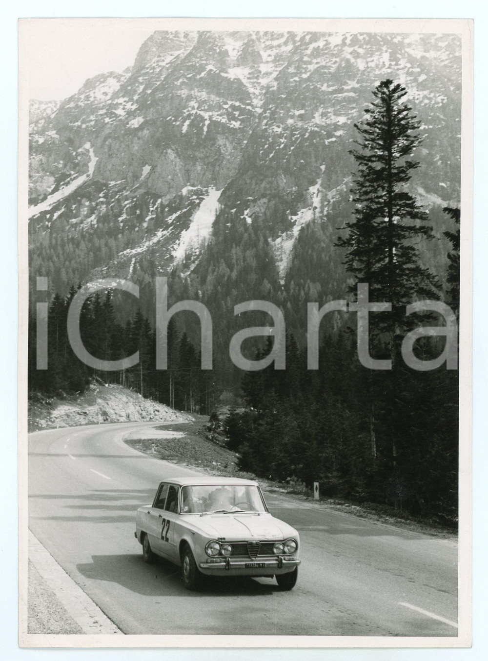 Fotografia d epoca originale 1965 ca RALLY Alfa Romeo Giulia 1300 gara in montagna JOLLY CLUB Foto 18x13 1