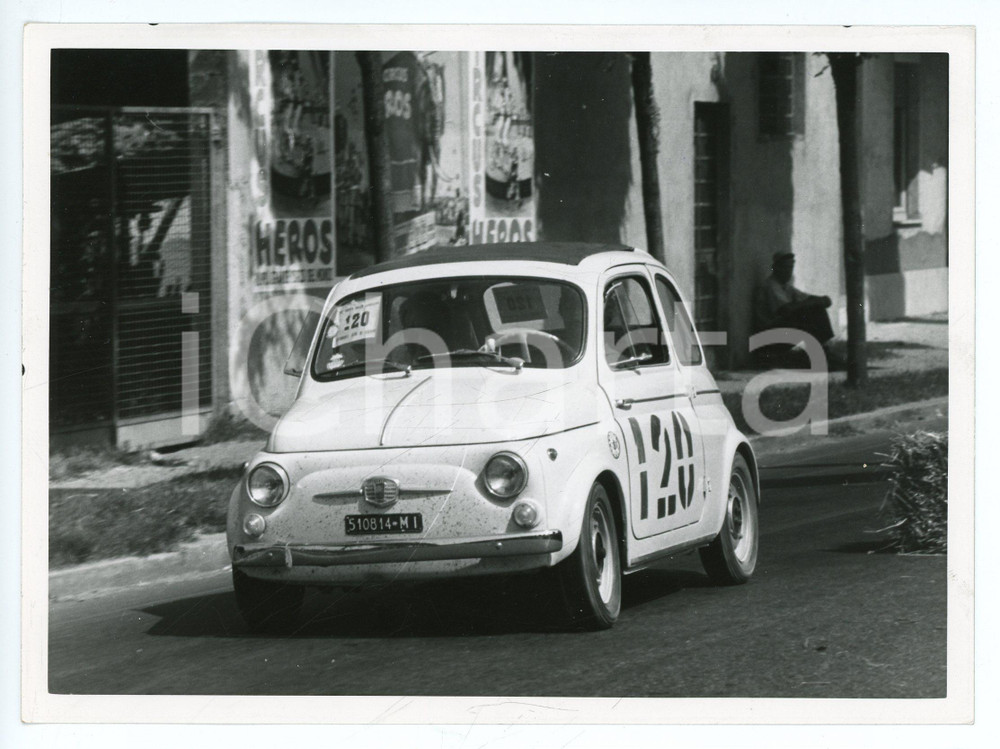 Fotografia d epoca originale 1961 VIGEVANO VII Coppa della LOMELLINA Fiat 500 Manifesto CIRCUS HEROS Foto 1