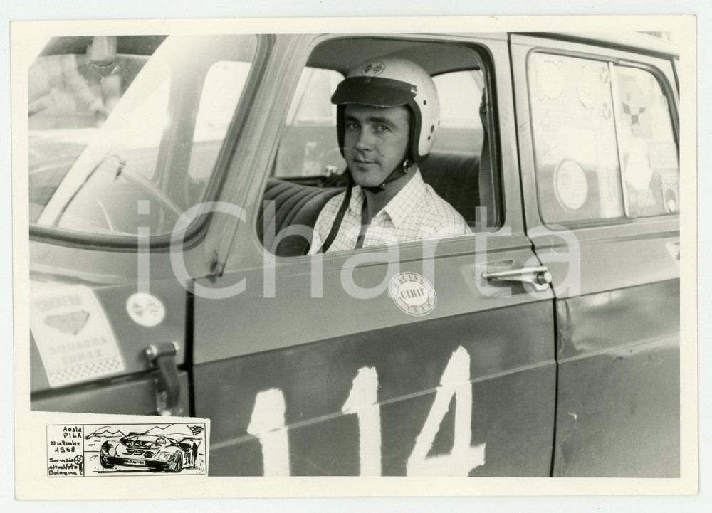Fotografia d epoca originale 1968 Rally AOSTA PILA Pilota CIBIE Racing team a bordo dell auto Foto 1