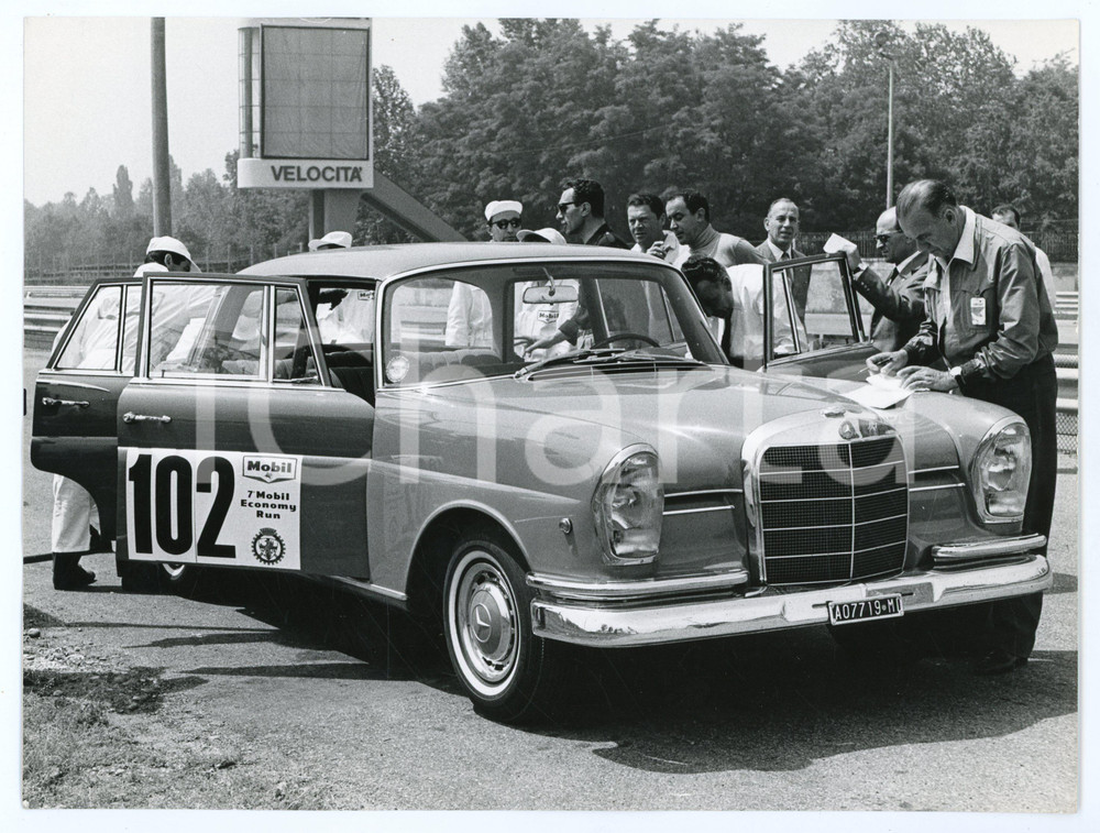 Fotografia d epoca originale 1973 4Â° Rally SAN MARINO Piloti a bordo di OPEL Kadett Foto JOLLY CLUB 1