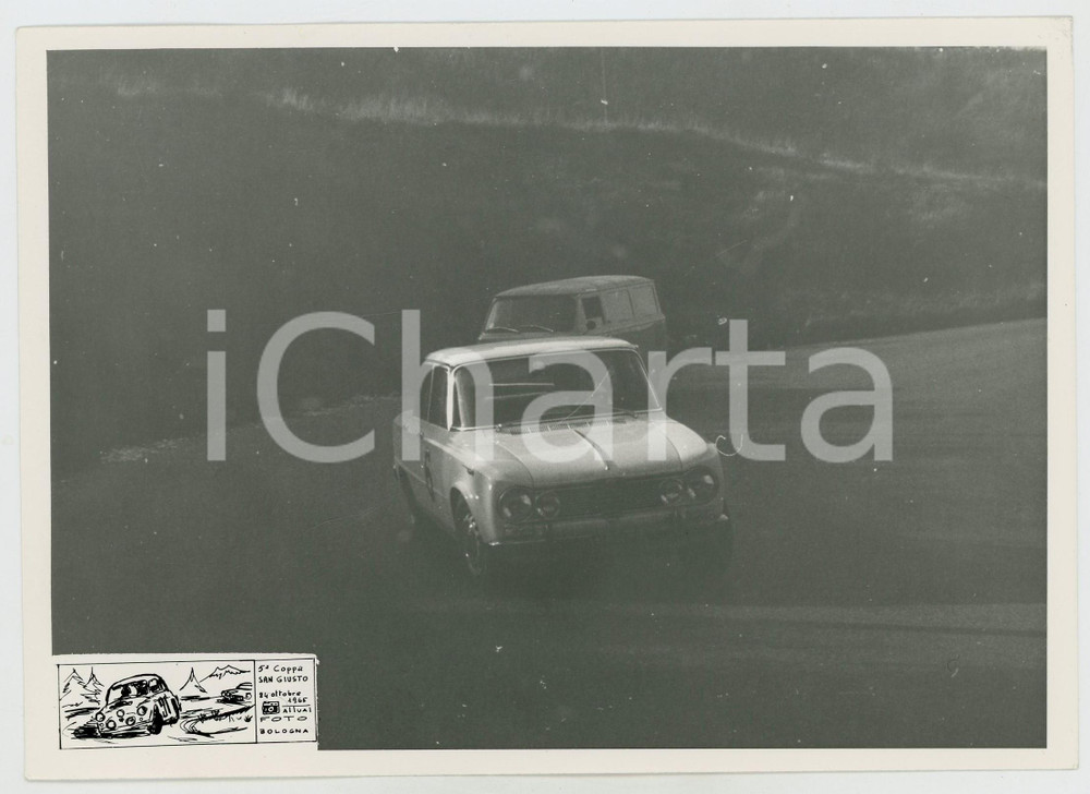 Fotografia d epoca originale 1965 5Â° Coppa SAN GIUSTO Alfa Romeo Giulia 1300 e furgone Foto JOLLY CLUB 1