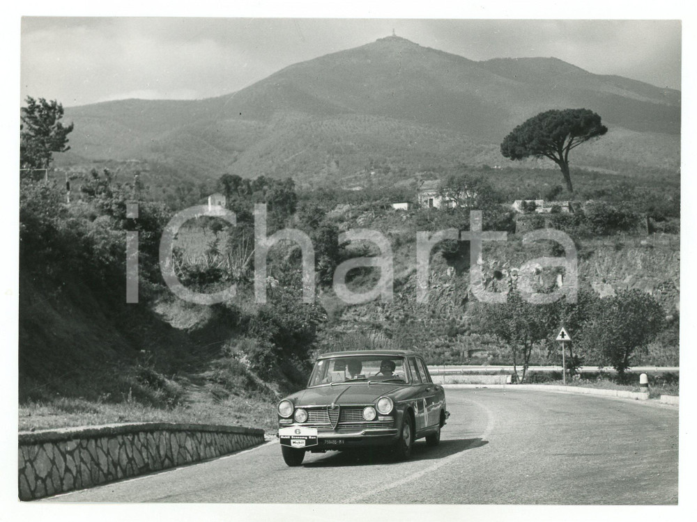 Fotografia d epoca originale 1964 GENOVA 6Â° MOBIL ECONOMY RUN Renata ANGIOLINI Alfa Romeo GIULIA JOLLY CLUB 1