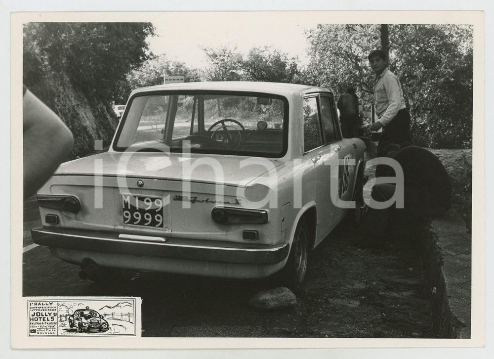 Fotografia d epoca originale 1965 PALERMO TRIESTE Rally Jolly Hotels Cambio gomma LANCIA Fulvia JOLLY CLUB 1