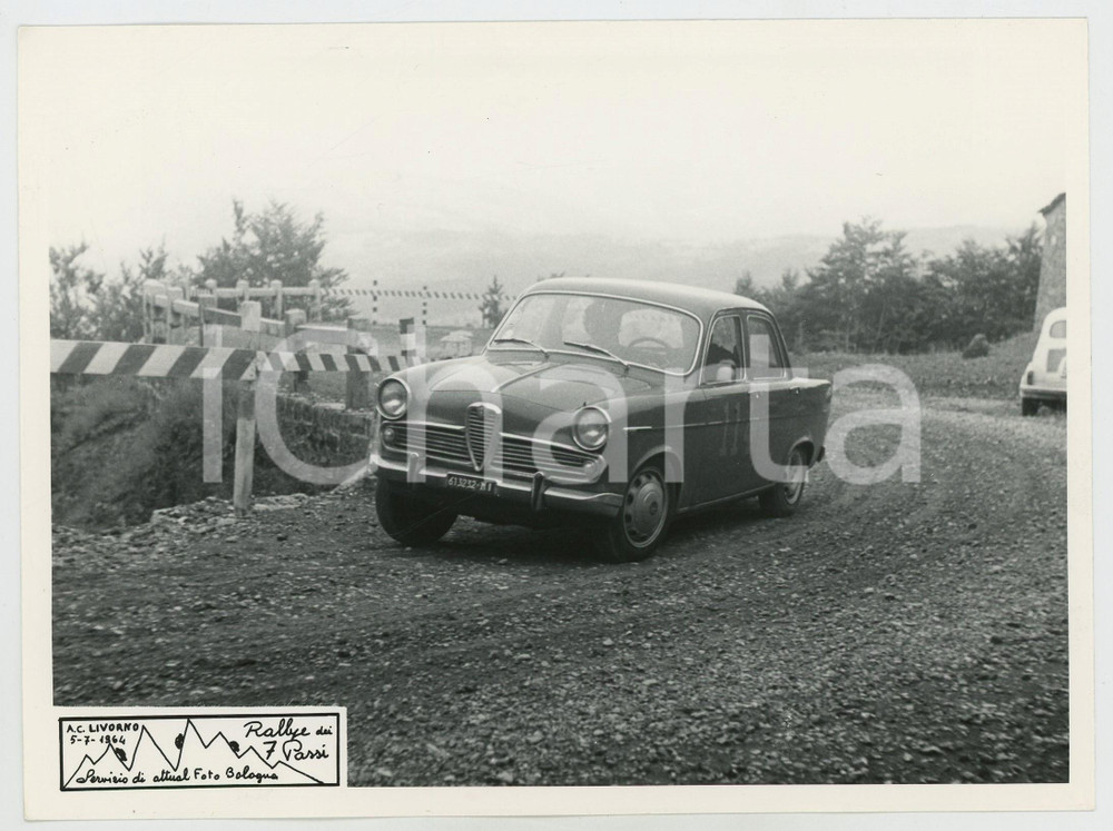 Fotografia d epoca originale 1964 LIVORNO Rally 7 passi ALFA ROMEO Giulietta in curva JOLLY TEAM Foto 18x13 1
