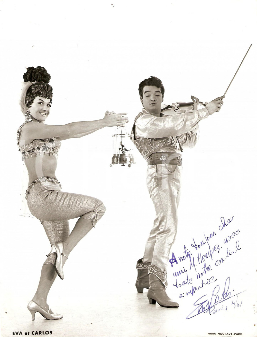 Fotografia d epoca originale 1961 PARIS CIRQUE Eva e Carlos nel numero con l uccellino Foto AUTOGRAFO 18x24 1