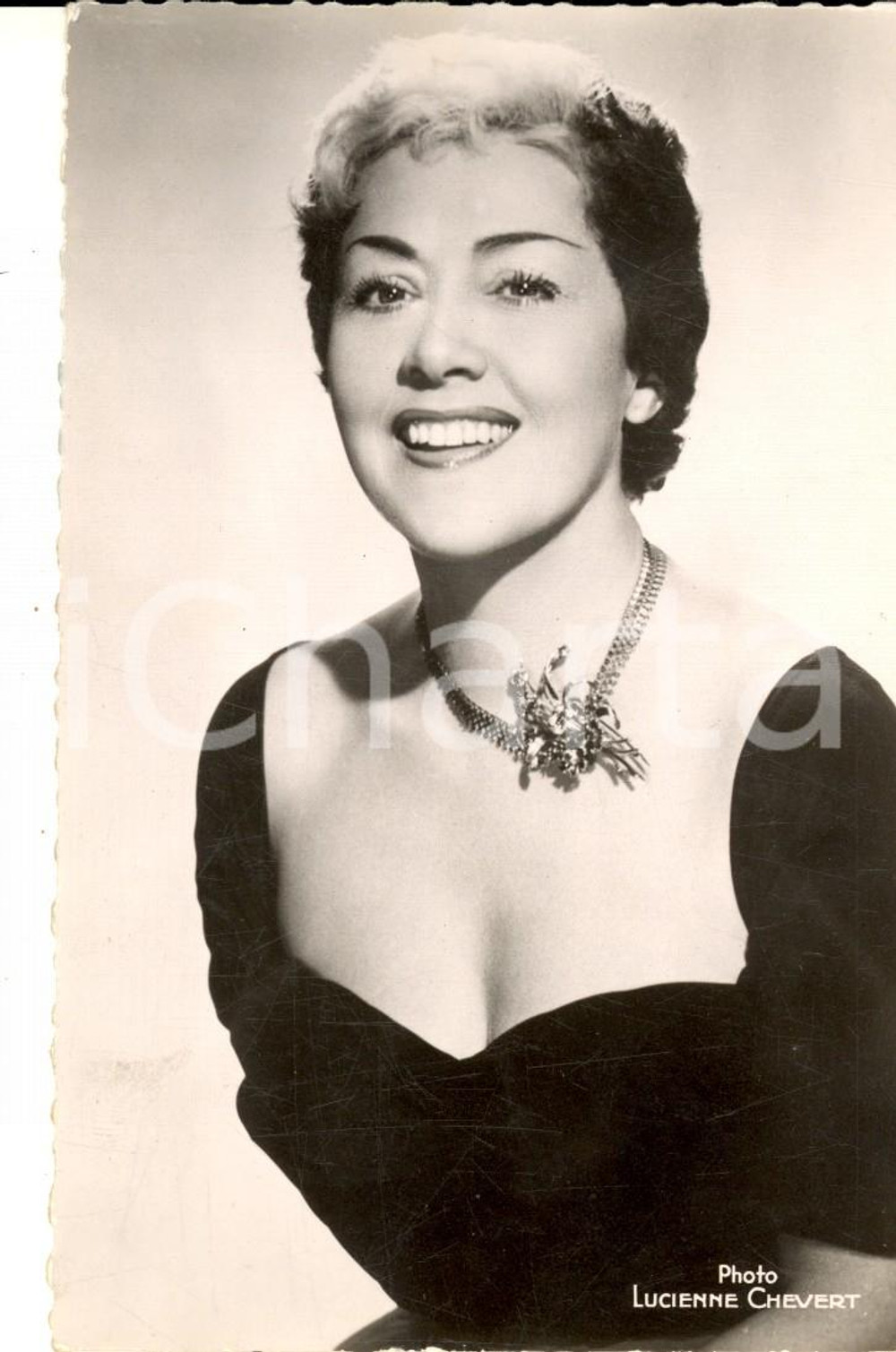 Cartolina originale da collezione 1955 ca PARIS MUSICA Ritratto della cantante ROBERTA Foto seriale 9x14 1
