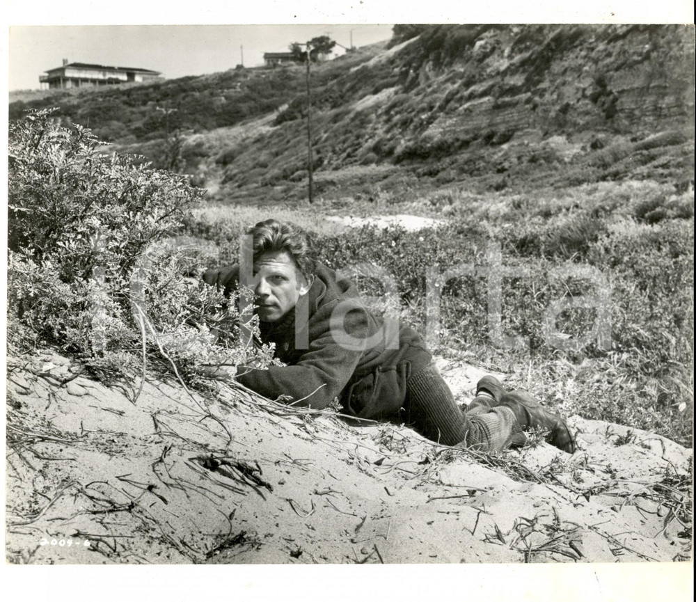Fotografia d epoca originale 1968 CINEMA Film In enemy country Anthony FRANCIOSA Foto di scena 24x21 cm 1