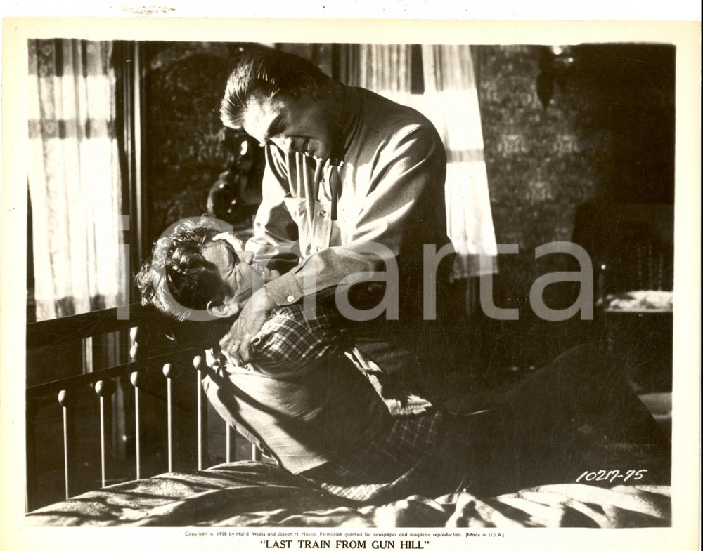 Fotografia d epoca originale 1959 CINEMA Last train from Gun HIll Lotta Kirk DOUGLAS Anthony QUINN Foto 1