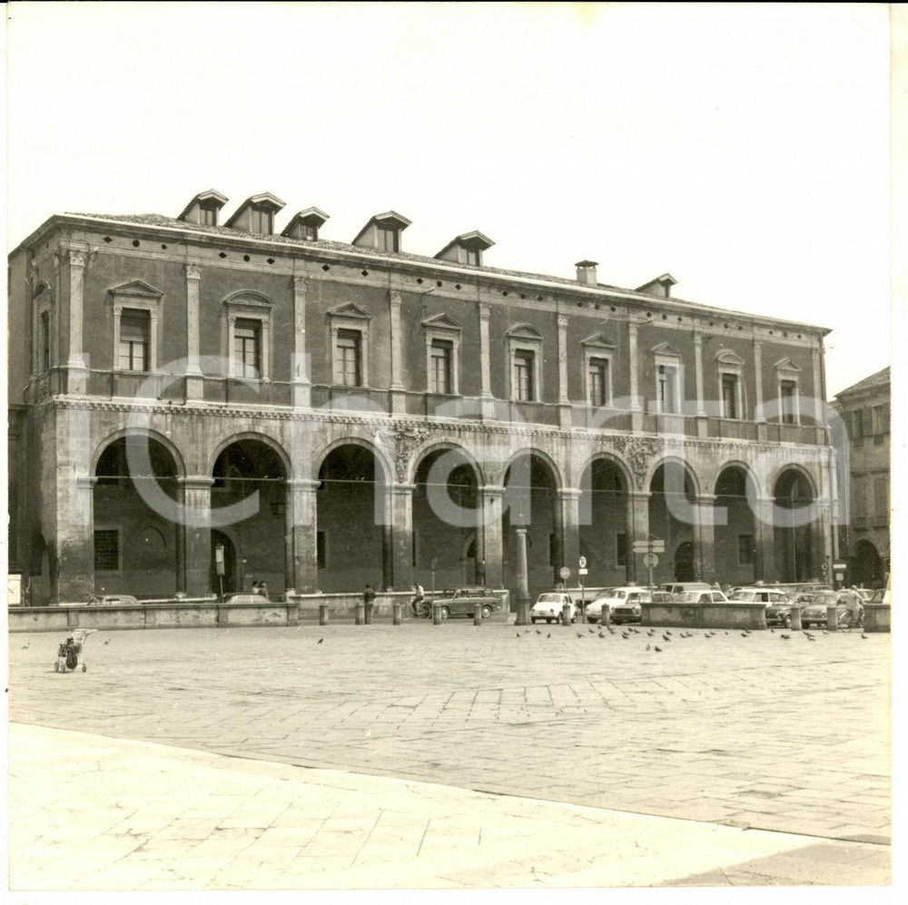 Fotografia d epoca originale 1970 ca PADOVA Piazza Duomo  Palazzo del Monte di PietÃ  Foto LUX 18x18 cm 1