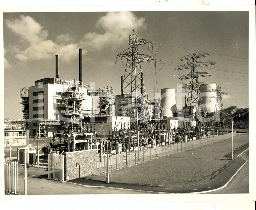 Fotografia d epoca originale 1960 ca SELLAFIELD UK Veduta della centrale di CALDER HALL Foto 21x17 cm 1