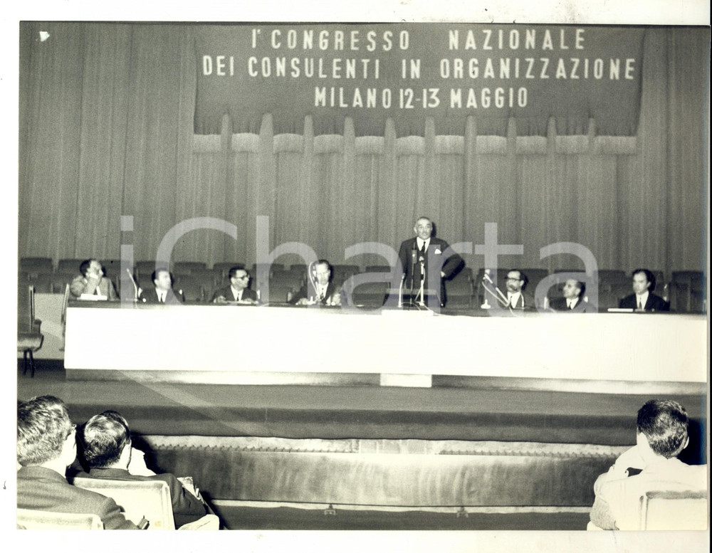Fotografia d epoca originale 1965 ca MILANO Congresso Consulenti Organizzazione Ministro Virginio BERTINELLI 1