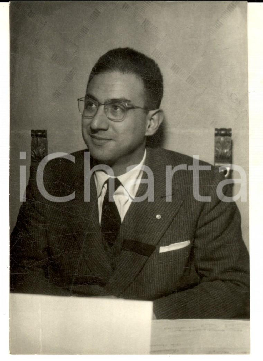 Fotografia d epoca originale 1960 ca SASSARI DEMOCRAZIA CRISTIANA Ritratto del giovane Francesco COSSIGA Foto 1